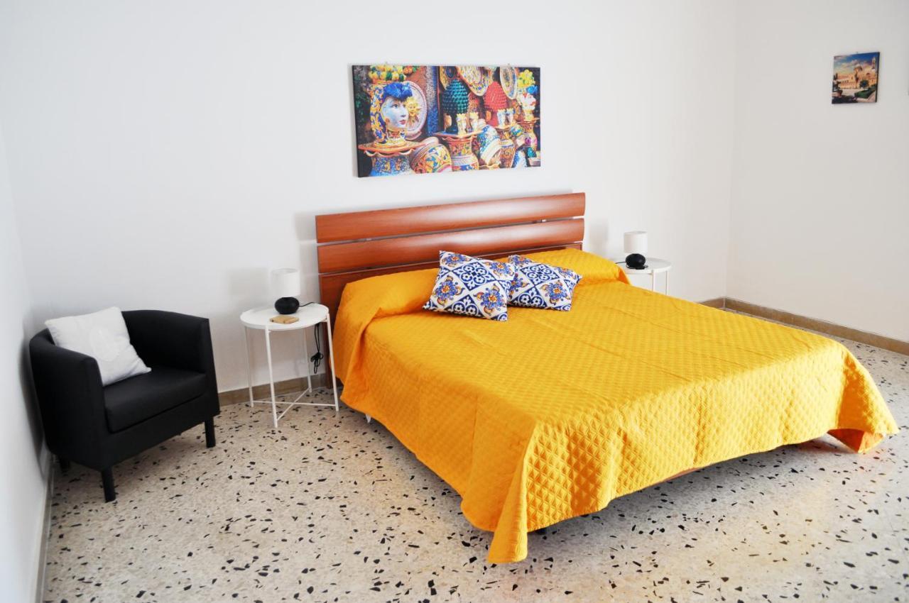 Palermo Centro-Borgo Vecchio "Casa Dalle Zie" Екстер'єр фото